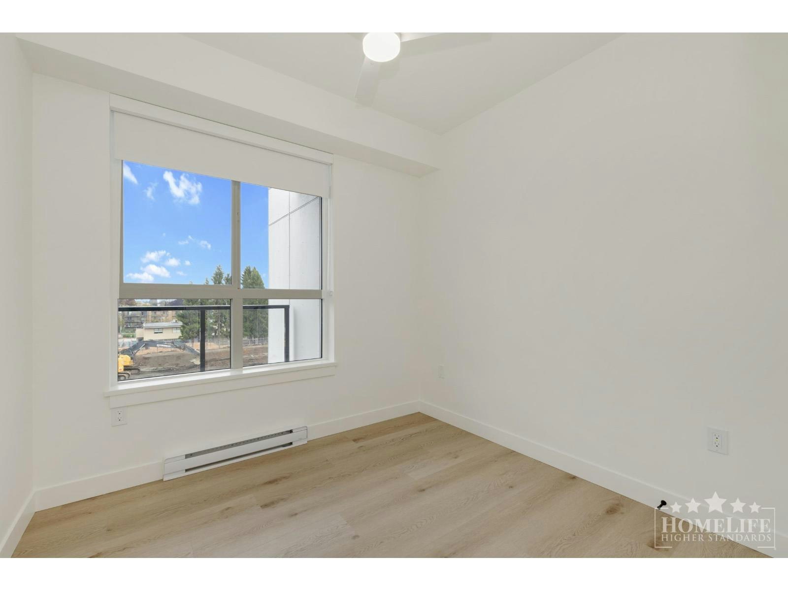 302-10425 147 Street, Surrey, BC, V3R 0J9 - 12