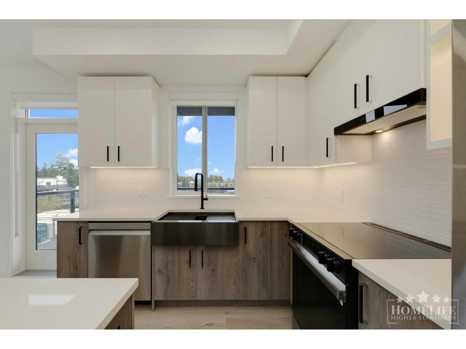 302-10425 147 Street, Surrey, BC, V3R 0J9 - 7