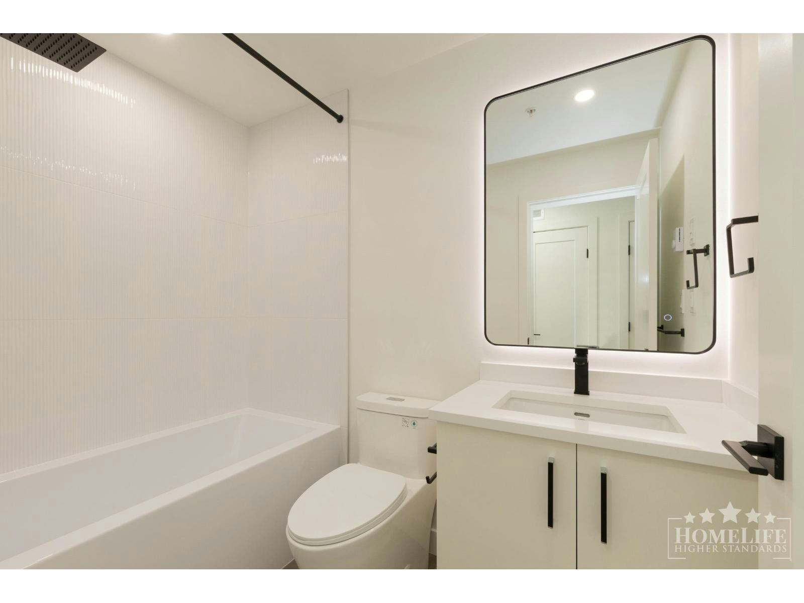 302-10425 147 Street, Surrey, BC, V3R 0J9 - 13