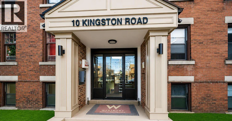 81-10 Kingston Road, Toronto, ON, M4L 2S4