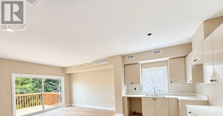 8-1 Riverdale Drive, Wasaga Beach, ON, L9Z 1E9 - 7