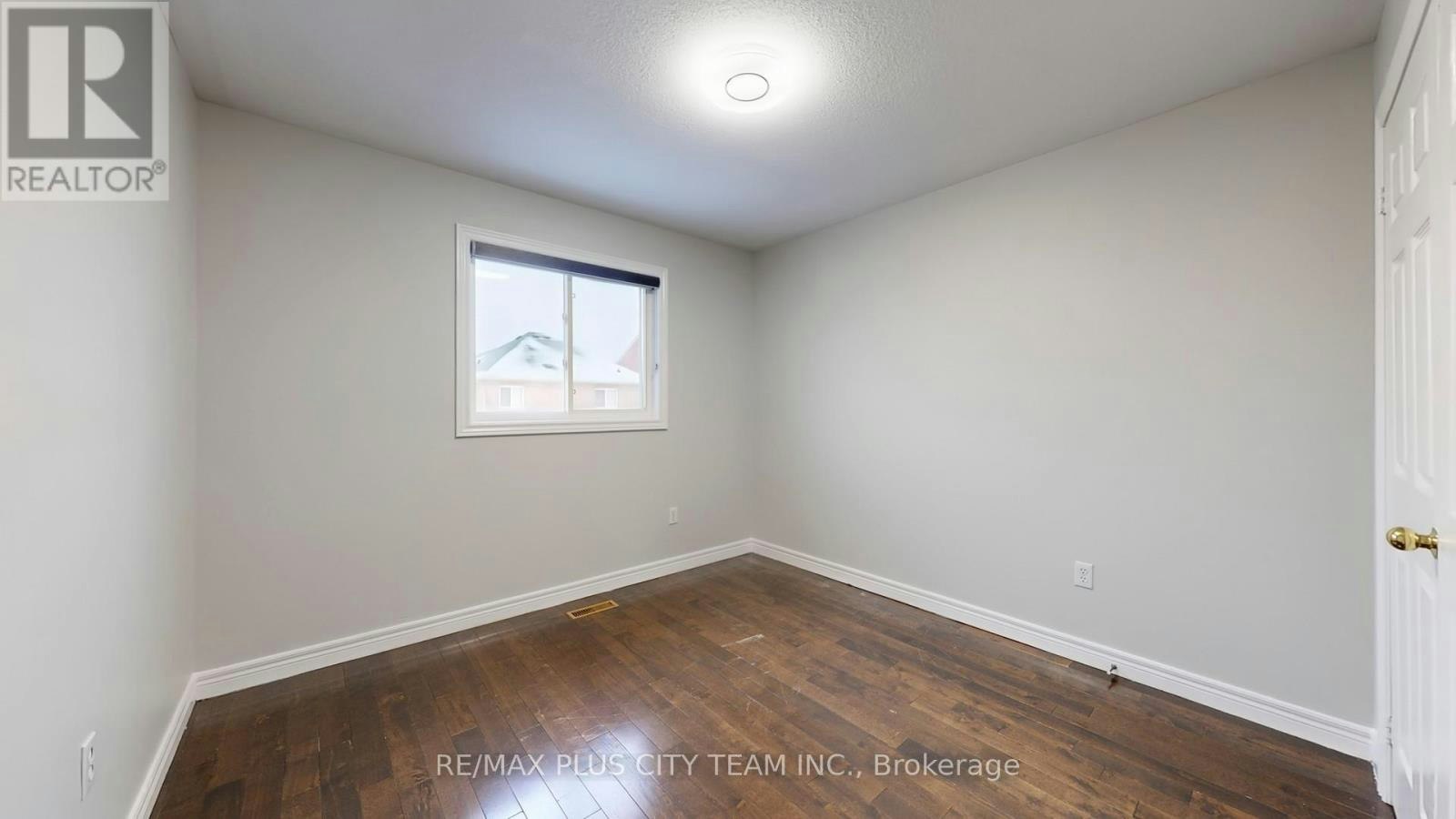 4 Slessor Lane, Brampton, ON, L6P 1M3 - 22