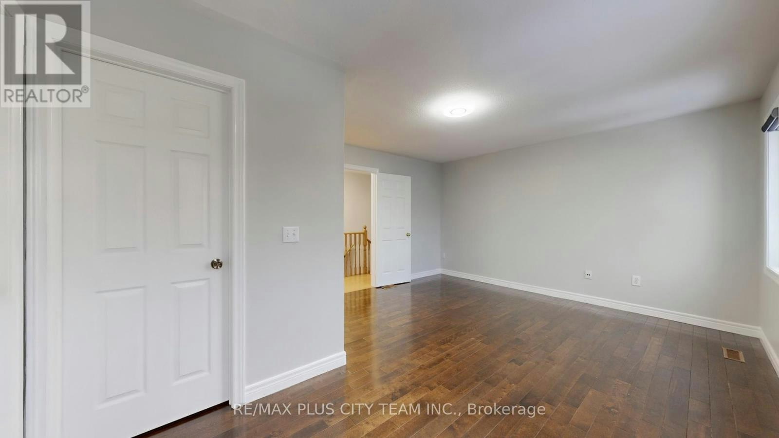 4 Slessor Lane, Brampton, ON, L6P 1M3 - 17