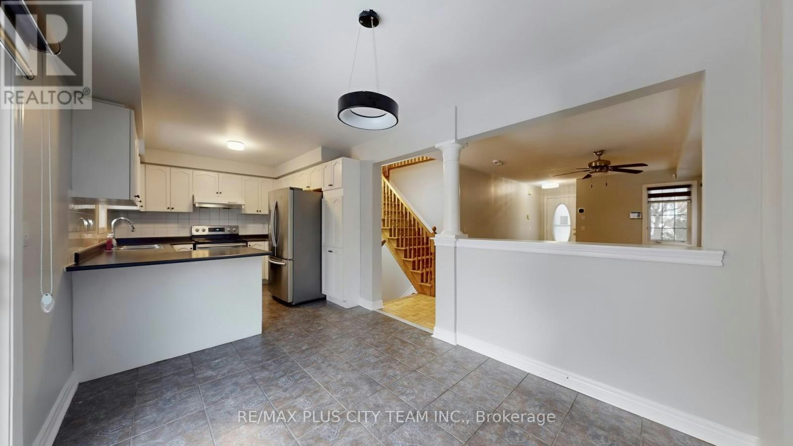 4 Slessor Lane, Brampton, ON, L6P 1M3 - 6