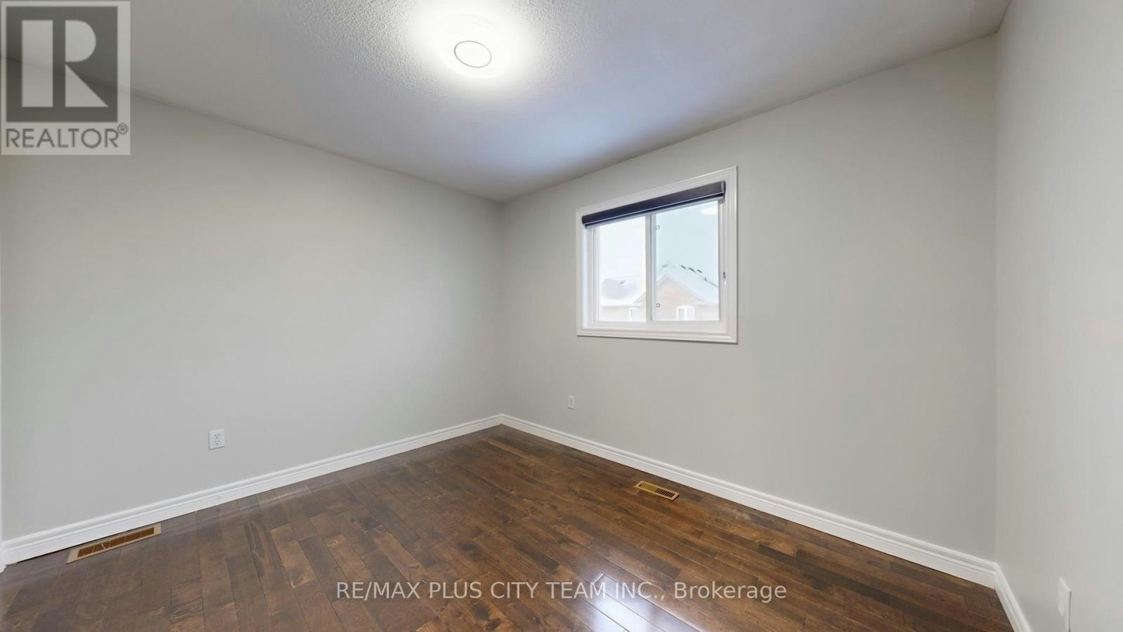 4 Slessor Lane, Brampton, ON, L6P 1M3 - 25