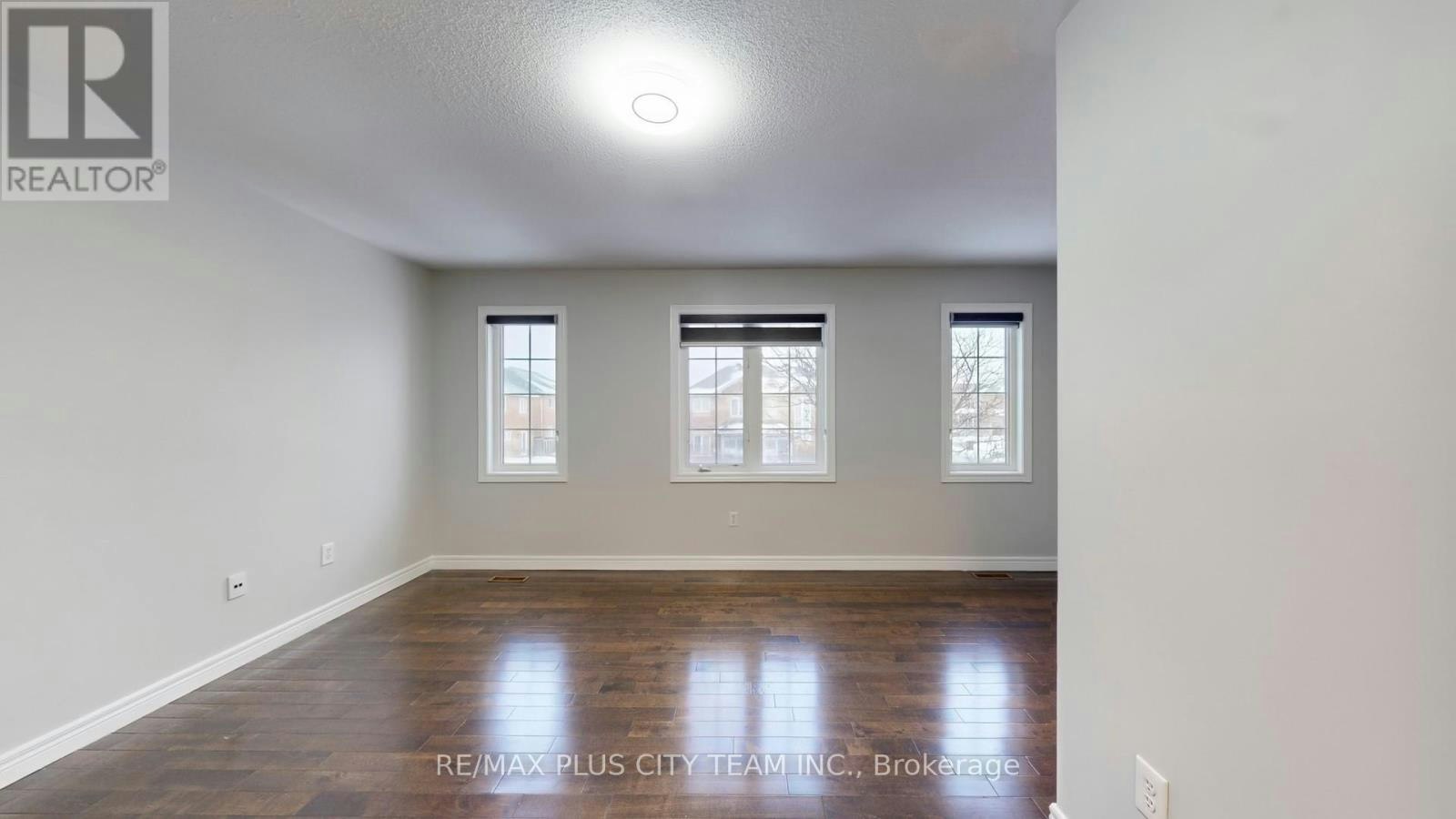 4 Slessor Lane, Brampton, ON, L6P 1M3 - 16
