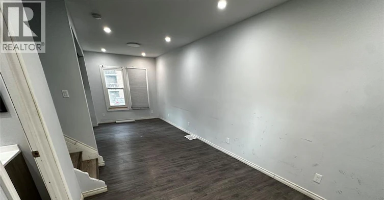 3112 Peter Street, Windsor, ON, N9C 1H3