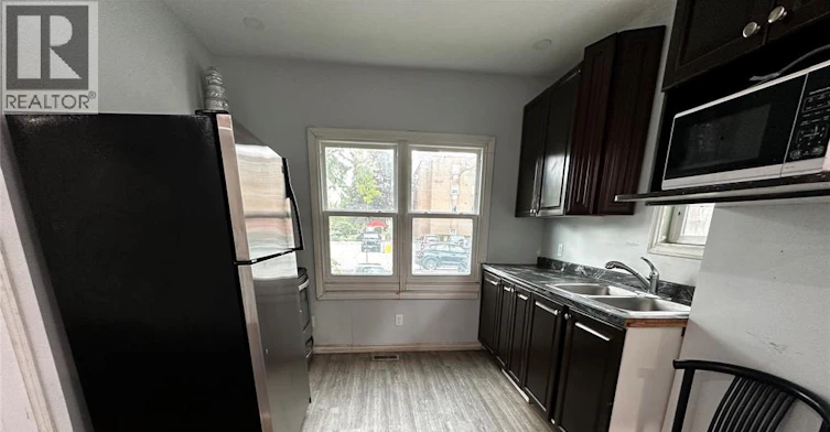 3112 Peter Street, Windsor, ON, N9C 1H3 - 6