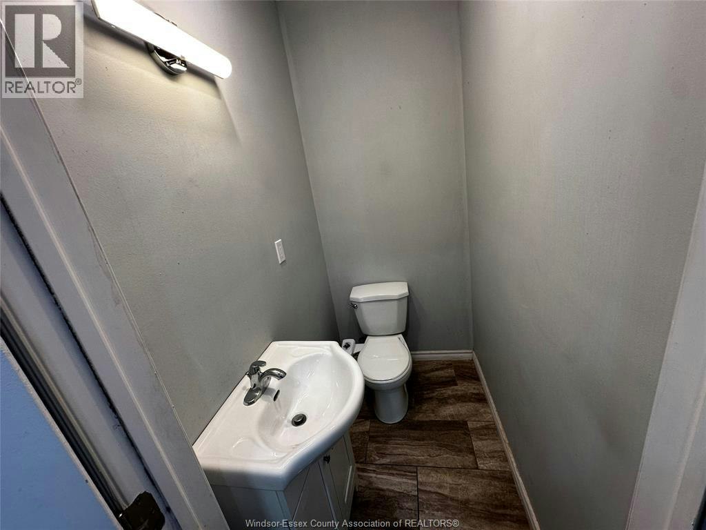 3112 Peter Street, Windsor, ON, N9C 1H3 - 14