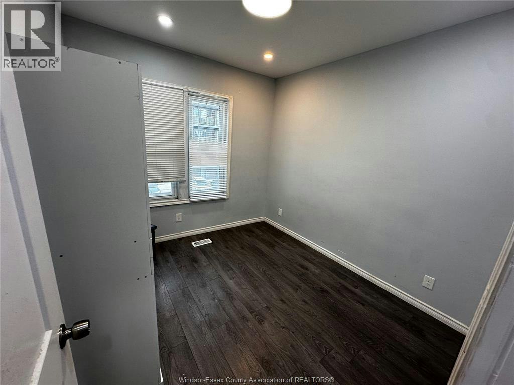 3112 Peter Street, Windsor, ON, N9C 1H3 - 15