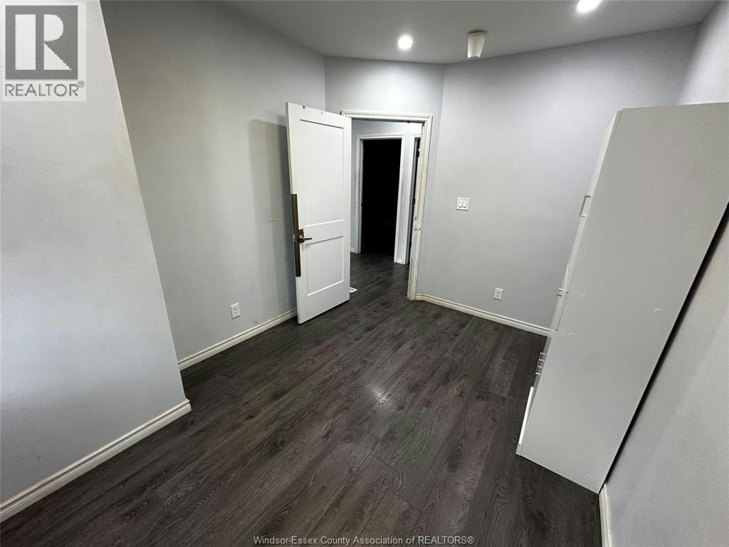 3112 Peter Street, Windsor, ON, N9C 1H3 - 12