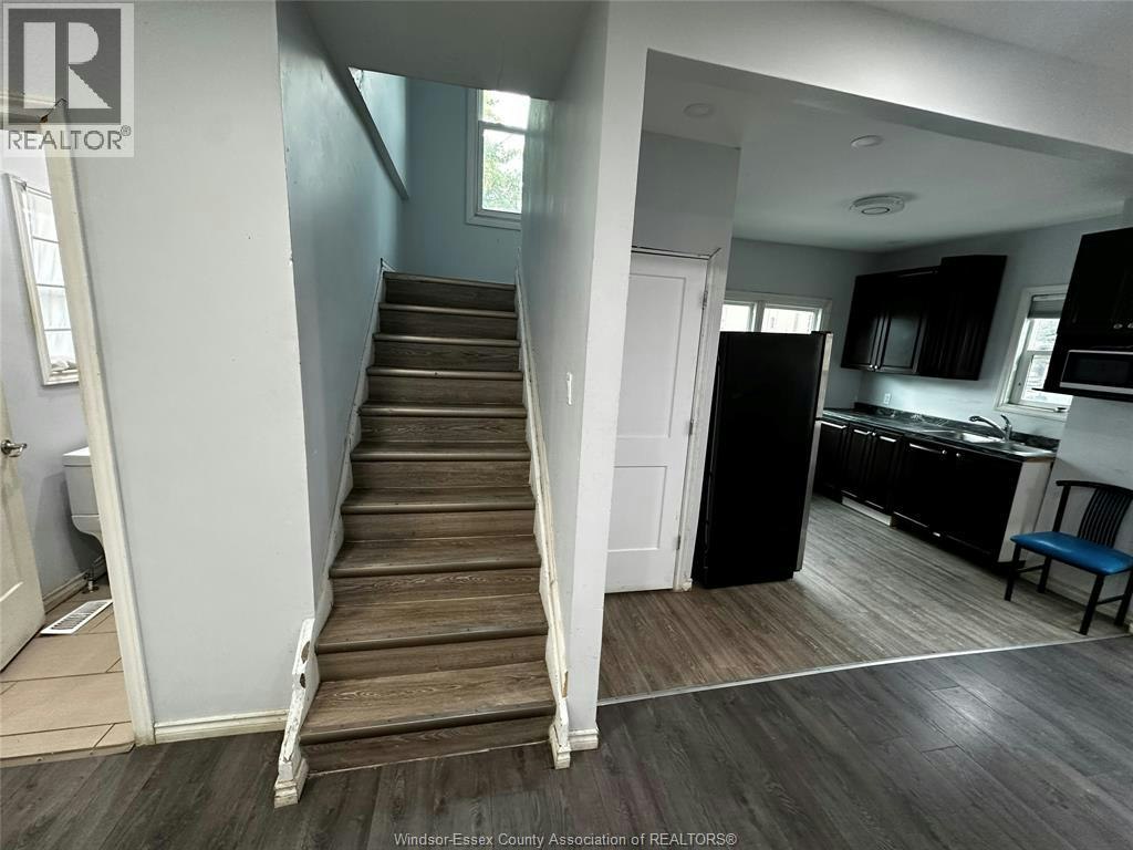 3112 Peter Street, Windsor, ON, N9C 1H3 - 3