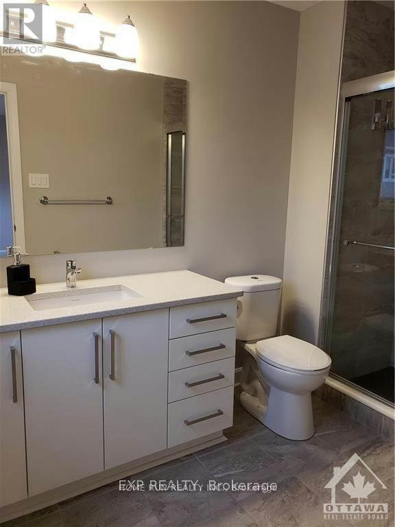 920 Kilbirnie Drive, Manotick, ON, K2J 6G2 - 9