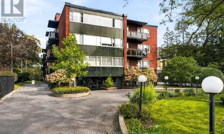 158 Crescent Road