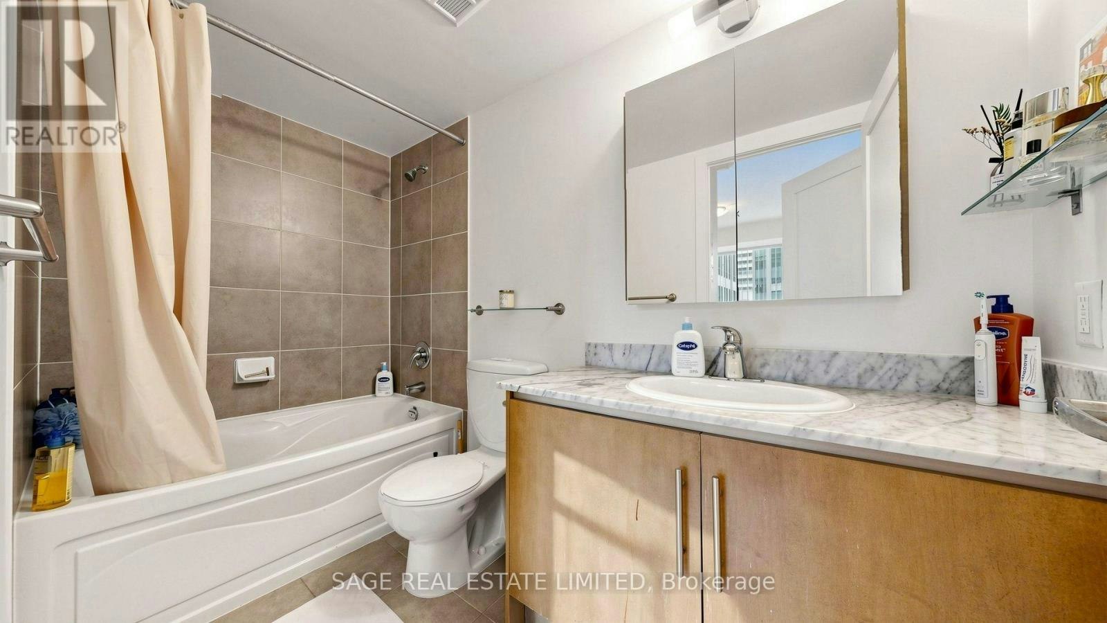 1007-20 Blue Jays Way, Toronto, ON, M5V 3W6 - 16
