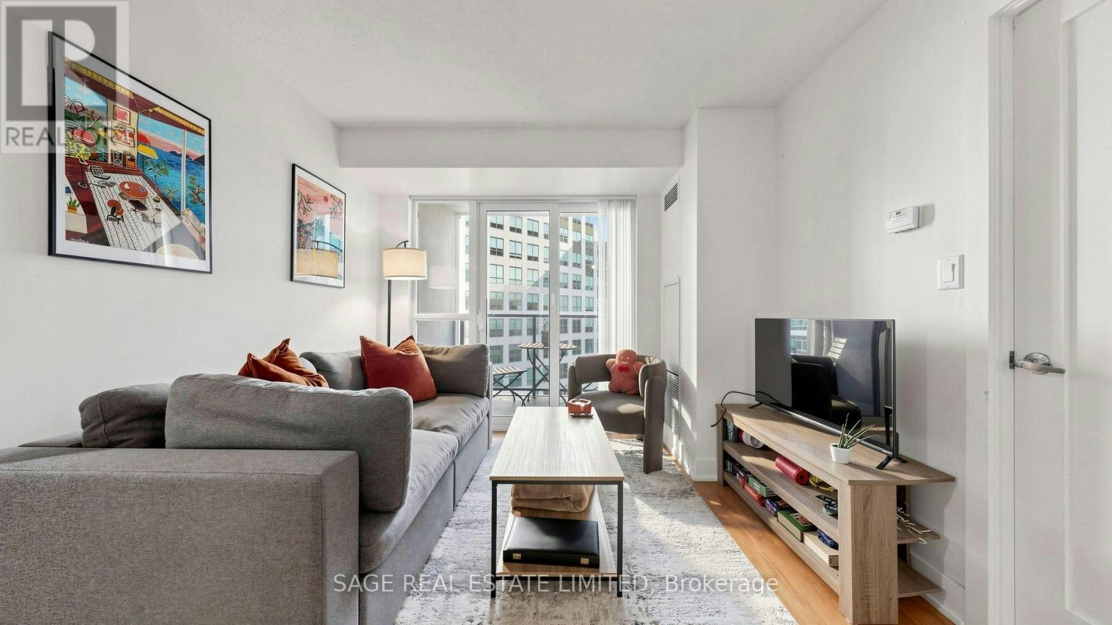1007-20 Blue Jays Way, Toronto, ON, M5V 3W6 - 3