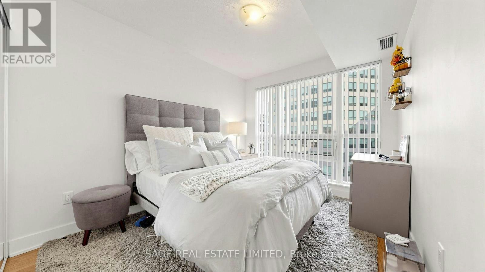 1007-20 Blue Jays Way, Toronto, ON, M5V 3W6 - 19