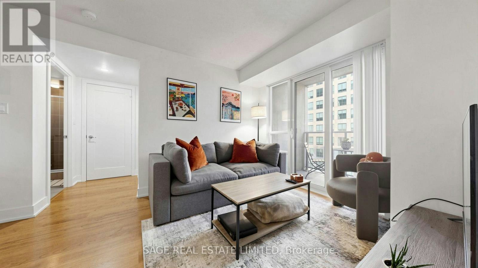 1007-20 Blue Jays Way, Toronto, ON, M5V 3W6 - 4