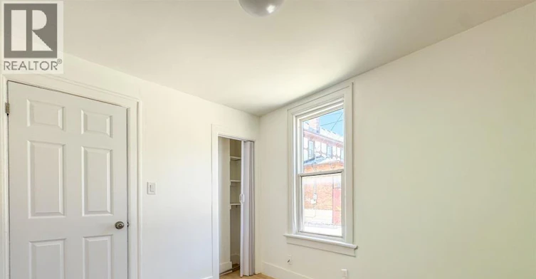 126 UPPER-130 Elm Avenue, Windsor, ON, N9A 5G8 - 12