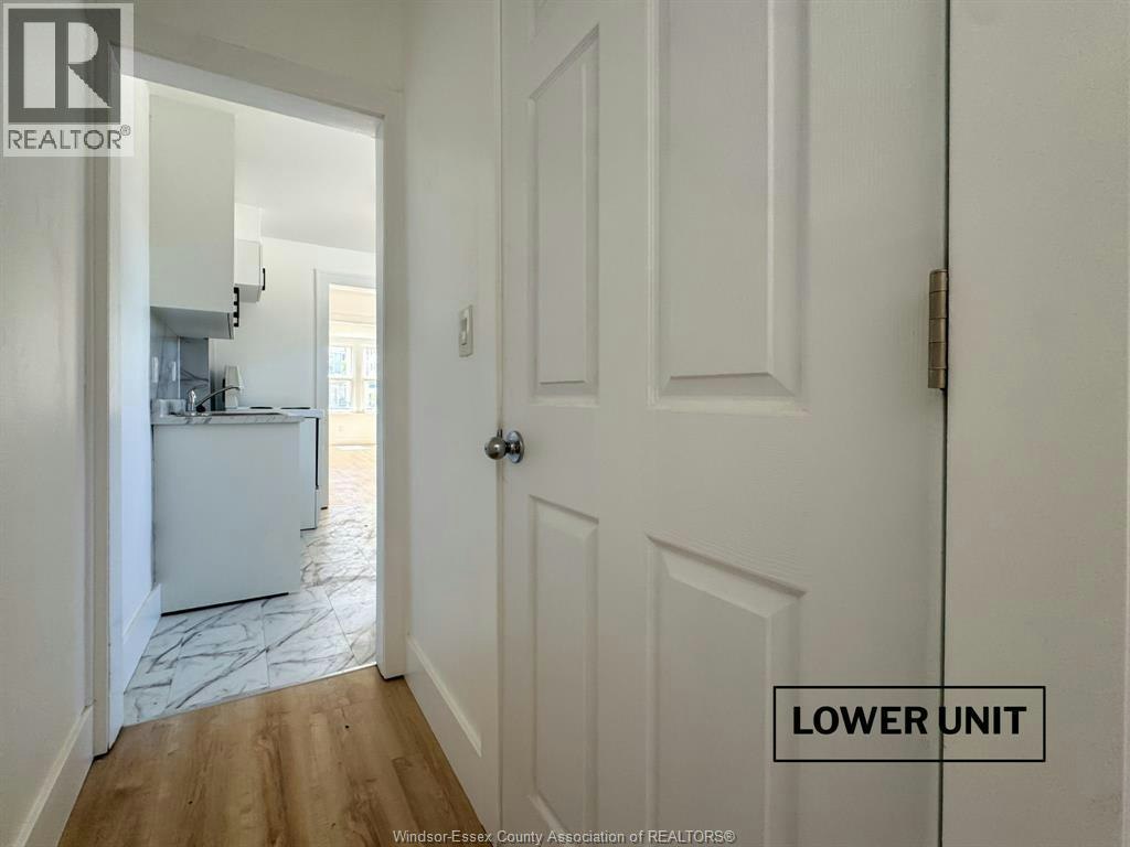 126 LOWER-130 Elm Avenue, Windsor, ON, N9A 5G8 - 7