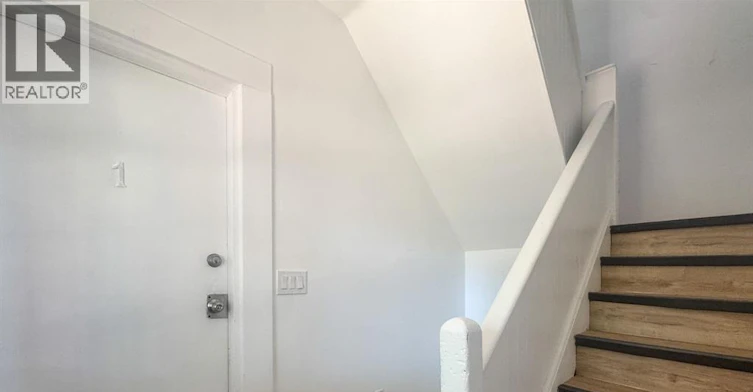 124 LOWER-130 Elm Avenue, Windsor, ON, N9A 5G8 - 2