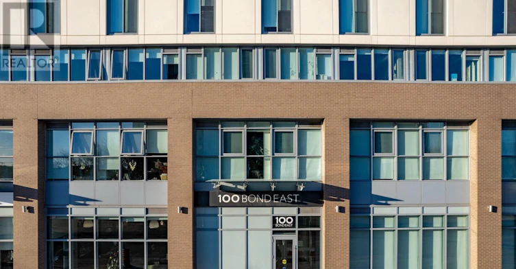 307-100 Bond Street E, Oshawa, ON, L1G 0E6 - 2