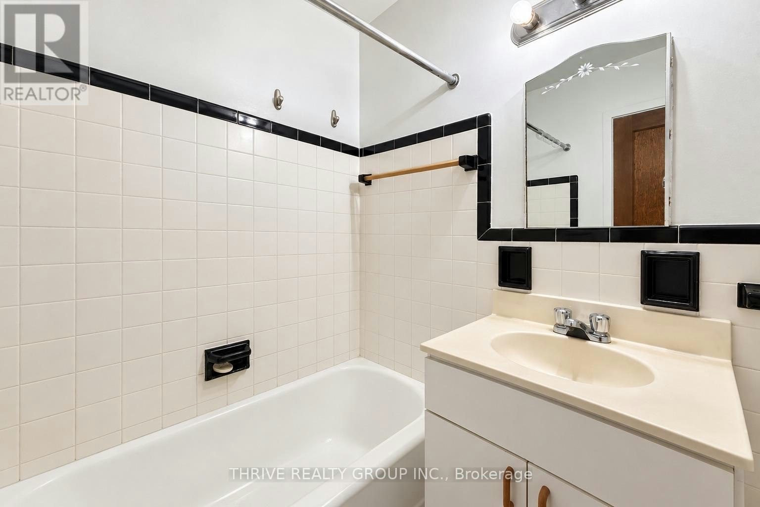 12-50 Ridout Street S, London, ON, N6C 3W6 - 11