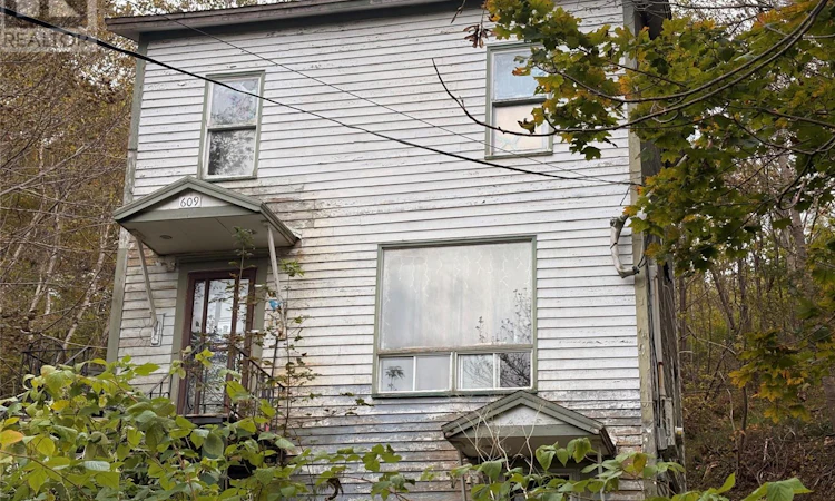609 Southside Road