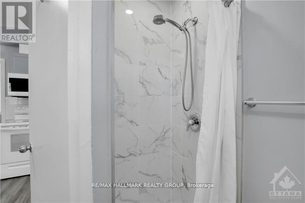 1-13 Marier Avenue, Ottawa, ON, K1L 5S6 - 11