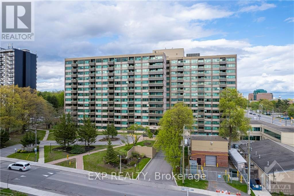 505-555 Brittany Drive, Ottawa, ON, K1K 4C5