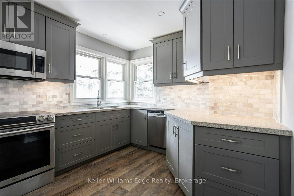 UPPER-17 21st Street WEST, Hamilton, ON, L9C 4M3 - 12