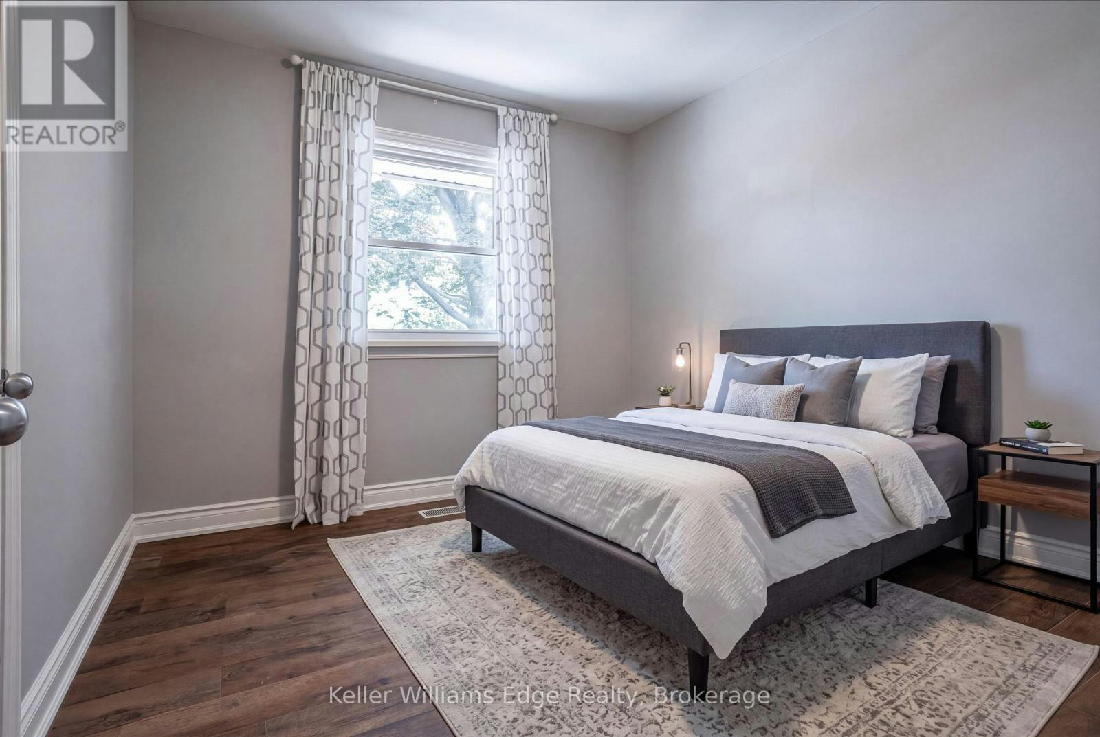 UPPER-17 21st Street WEST, Hamilton, ON, L9C 4M3 - 21