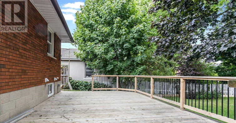 UPPER-17 21st Street WEST, Hamilton, ON, L9C 4M3 - 28