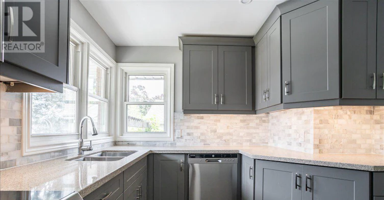 UPPER-17 21st Street WEST, Hamilton, ON, L9C 4M3 - 11