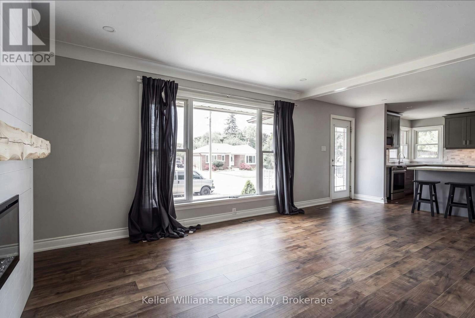 UPPER-17 21st Street WEST, Hamilton, ON, L9C 4M3 - 9