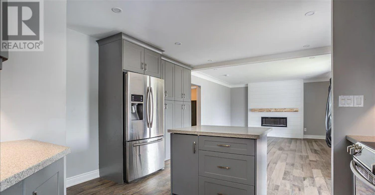 UPPER-17 21st Street WEST, Hamilton, ON, L9C 4M3 - 14