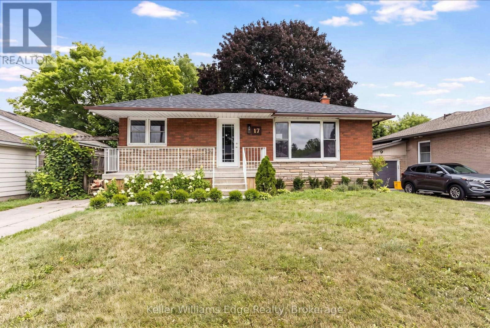 UPPER-17 21st Street WEST, Hamilton, ON, L9C 4M3 - 2