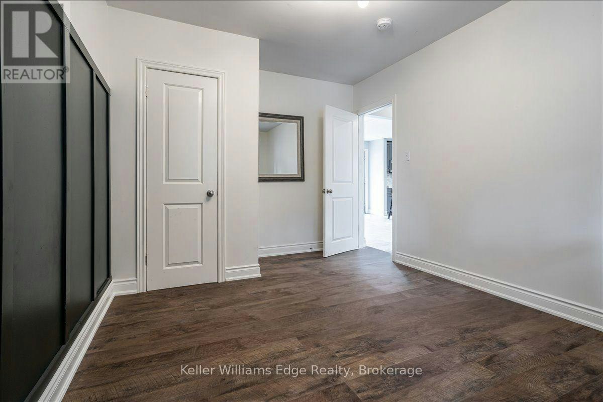 UPPER-17 21st Street WEST, Hamilton, ON, L9C 4M3 - 17