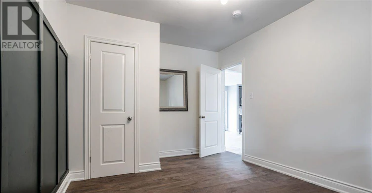 UPPER-17 21st Street WEST, Hamilton, ON, L9C 4M3 - 17