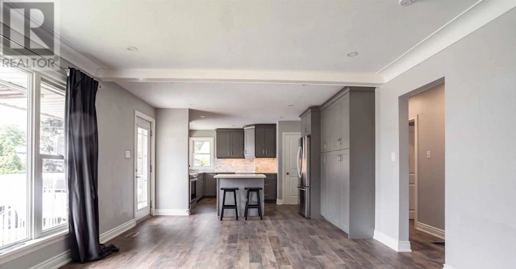 UPPER-17 21st Street WEST, Hamilton, ON, L9C 4M3 - 10