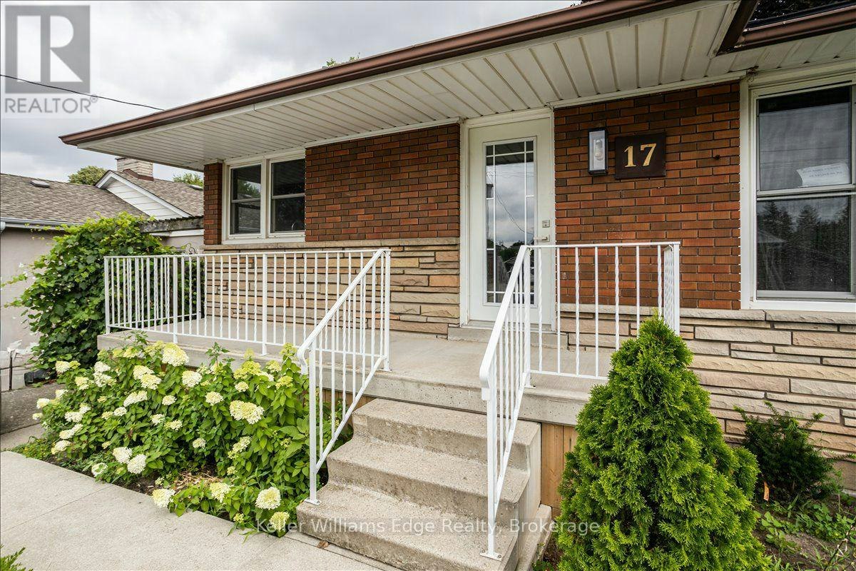 UPPER-17 21st Street WEST, Hamilton, ON, L9C 4M3 - 3