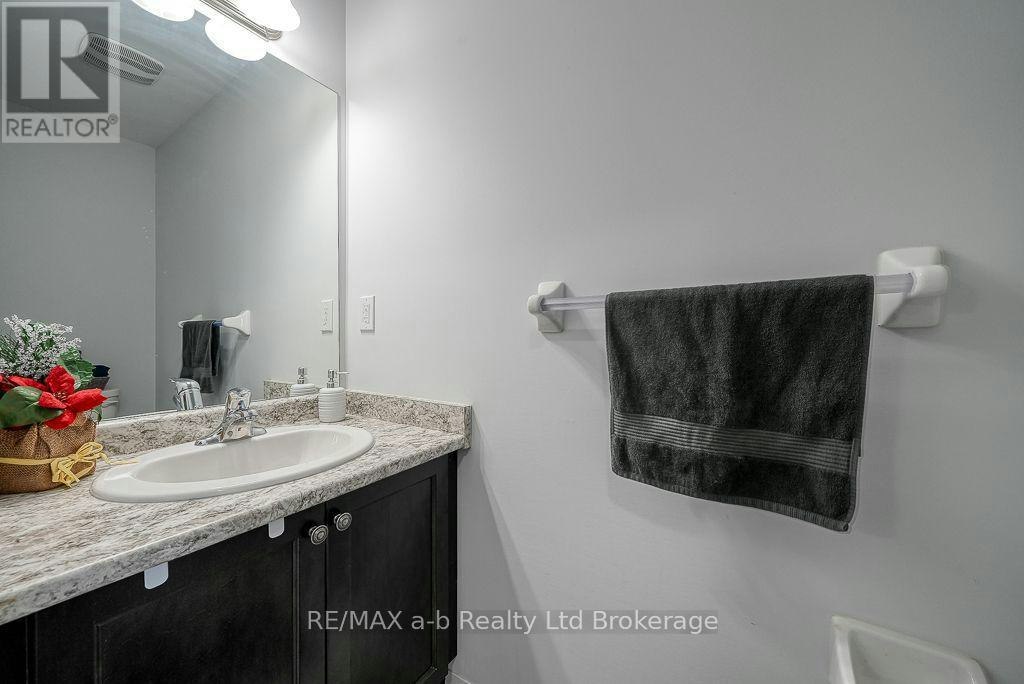 1137 Edinburgh Drive, Woodstock, ON, N4T 0M3 - 5