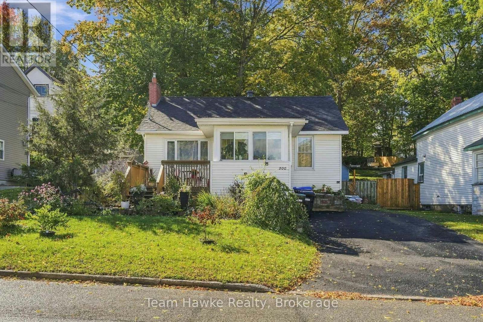 200 Fifth Street, Midland, ON, L4R 3W2