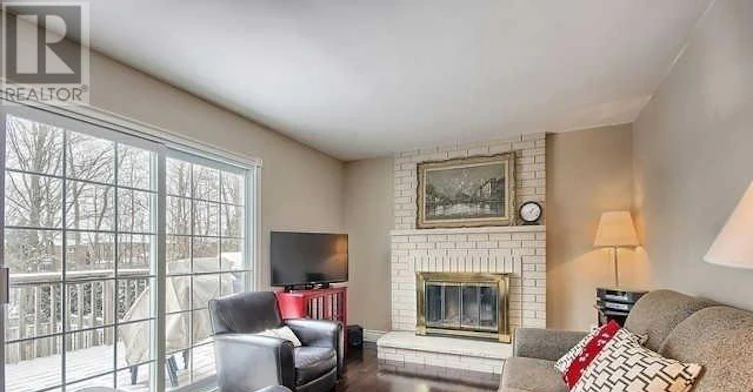 123 Heathwood Heights Drive, Aurora, ON, L4G 4W2 - 8