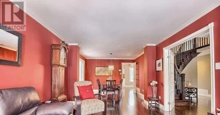 123 Heathwood Heights Drive, Aurora, ON, L4G 4W2 - 4