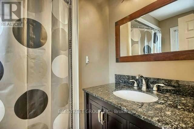 123 Heathwood Heights Drive, Aurora, ON, L4G 4W2 - 14