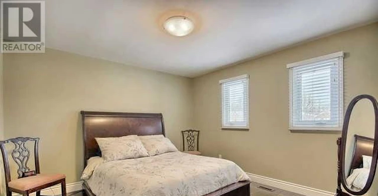 123 Heathwood Heights Drive, Aurora, ON, L4G 4W2 - 13