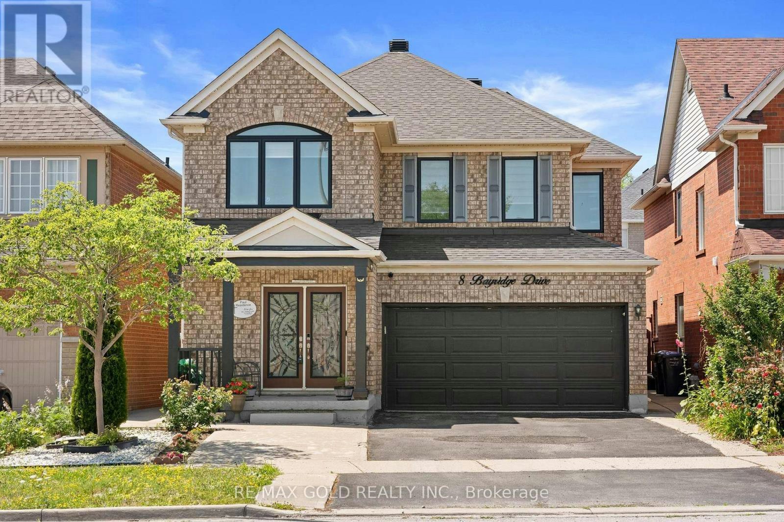 8 Bayridge Drive, Brampton, ON, L6P 2H8
