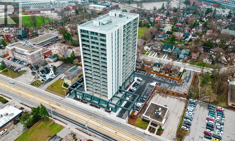 1807-741 King Street W