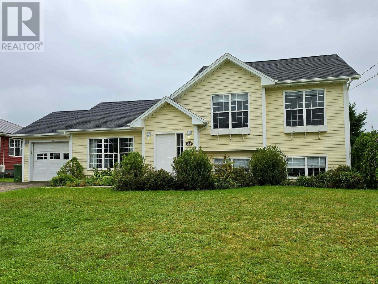 38 Sandlewood Street, Charlottetown, PE, C1E 0A6